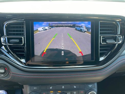 Used 2025 Dodge Durango GT w/ Blacktop Package image 18