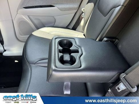 Certified 2024 Jeep Compass Latitude AWD/4WD image 16