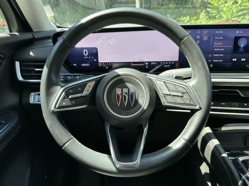 Used 2024 Buick Envision Preferred AWD/4WD image 7