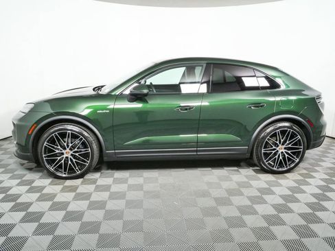 New 2026 Porsche Macan Electric RWD image 2