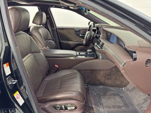 Used 2018 Lexus LS 500 AWD w/ Luxury Package image 16