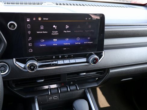 Used 2024 Chevrolet Colorado Trail Boss w/ Technology Package image 23