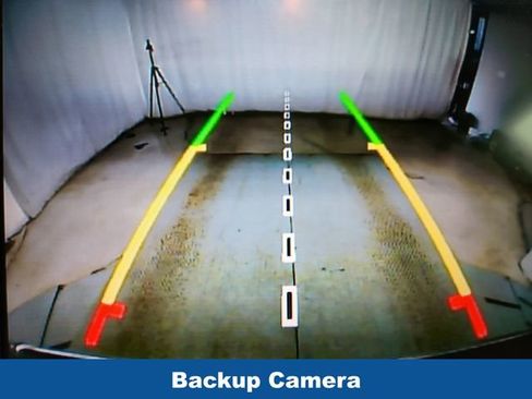 Used 2015 Jeep Grand Cherokee Overland w/ Advanced Technology Group AWD/4WD image 16