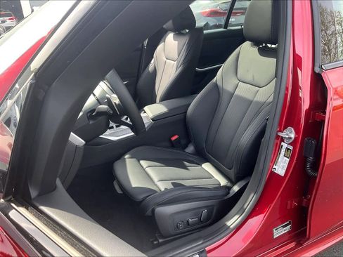 Used 2026 BMW 330i Sedan w/ M Sport Package image 28