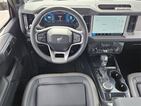 New 2025 Ford Bronco Outer Banks image 14