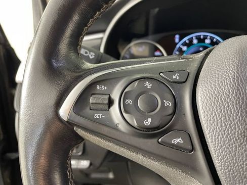 Used 2017 Buick Envision Premium w/ Driver Confidence Package image 11