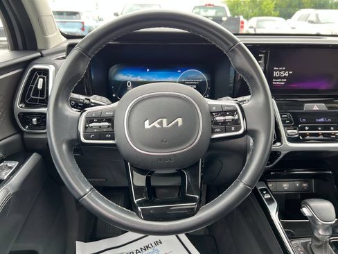 Certified 2023 Kia Sorento SX AWD/4WD image 17