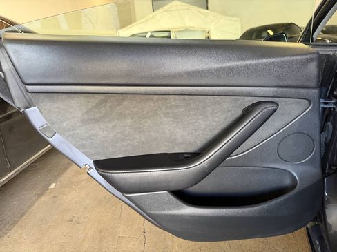 Used 2023 Tesla Model 3 Standard Range RWD image 19