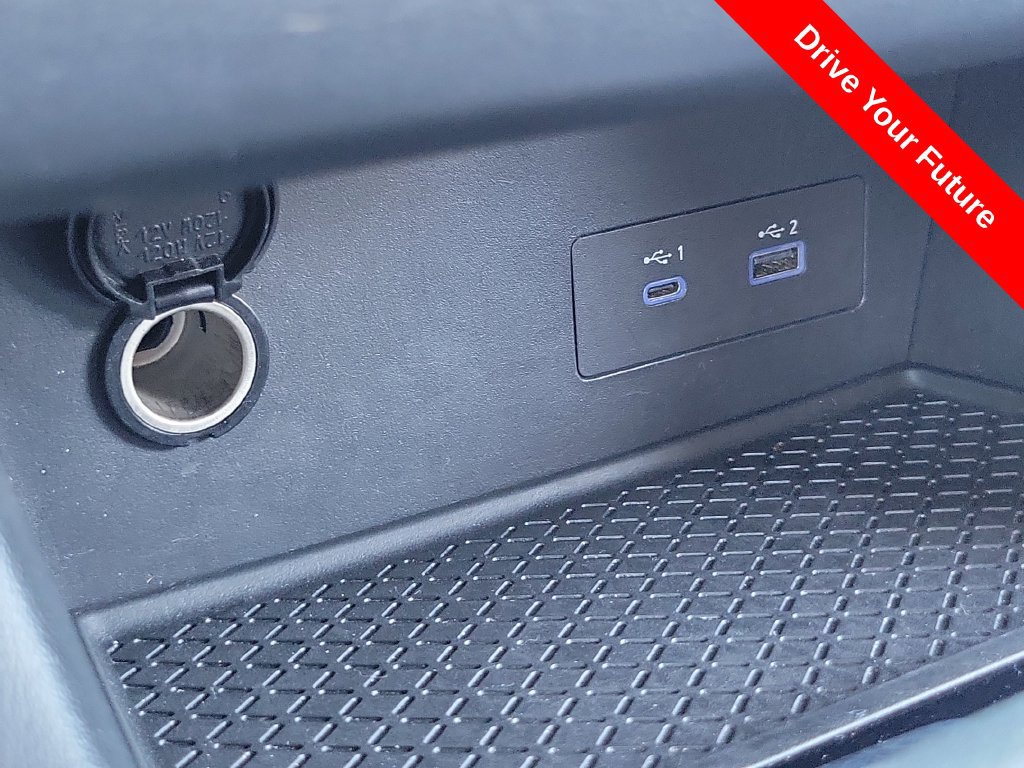 Used 2025 Nissan Pathfinder SV FWD image 12