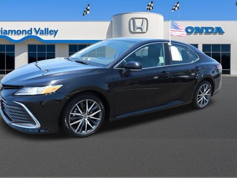 Used 2023 Toyota Camry XLE w/ Navigation Package AWD/4WD image 3