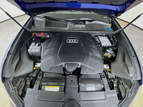 Used 2020 Audi Q8 Prestige image 22