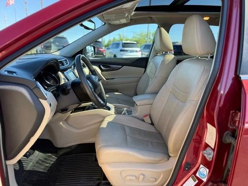 Used 2016 Nissan Rogue SL AWD/4WD image 17