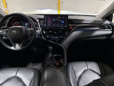 Used 2024 Toyota Camry XSE FWD image 10