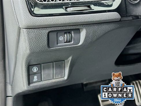 Used 2023 Honda Civic Sport image 11