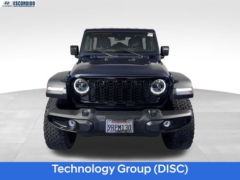 Used 2025 Jeep Wrangler Unlimited Sport AWD/4WD image 8