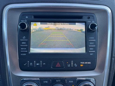 Used 2015 GMC Acadia Denali AWD/4WD image 3