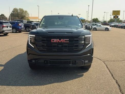 Used 2025 GMC Sierra 1500 Elevation w/ Elevation Premium Package AWD/4WD image 3