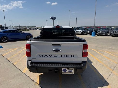 Used 2024 Ford Maverick Lariat FWD image 8