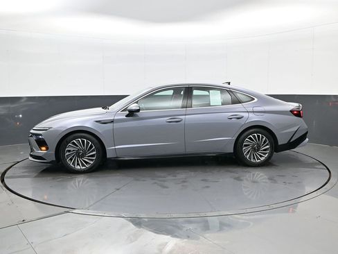 Certified 2025 Hyundai Sonata SEL image 8