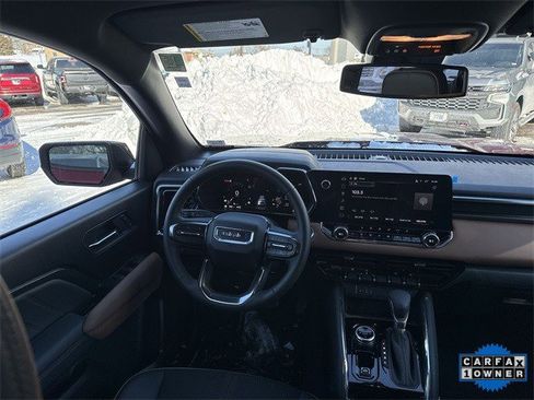 Used 2025 GMC Canyon AT4 image 19