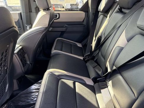 New 2025 Ford Bronco Big Bend w/ Black Diamond Package image 18