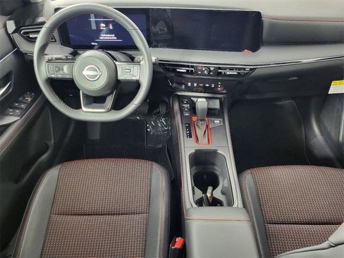 New 2025 Nissan Kicks SR image 14