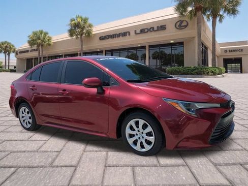 Used 2023 Toyota Corolla LE FWD image 1