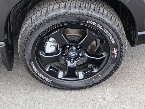 Used 2025 Subaru Forester Wilderness AWD/4WD image 12