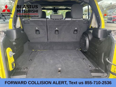 Used 2024 Jeep Wrangler Unlimited w/ Convenience Group AWD/4WD image 14