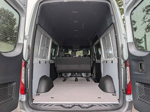 New 2026 Mercedes-Benz Sprinter 2500 image 21