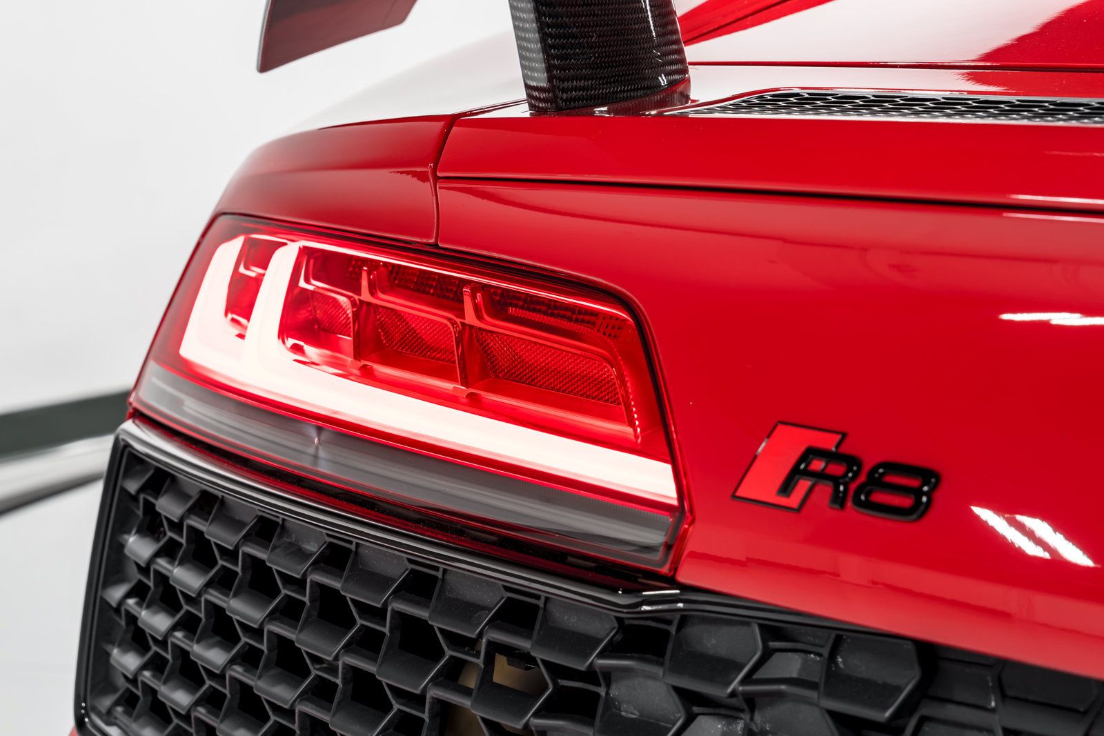 Used 2023 Audi R8 V10 performance RWD image 48