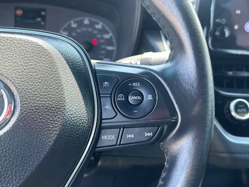 Used 2025 Toyota Corolla SE FWD image 29