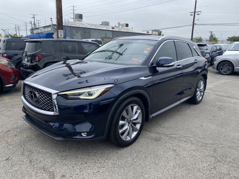 Used 2020 INFINITI QX50 Essential w/ Convenience Package AWD/4WD image 2