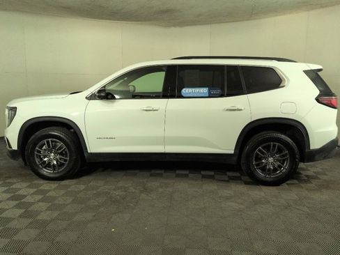 Certified 2025 GMC Acadia Elevation AWD/4WD image 11