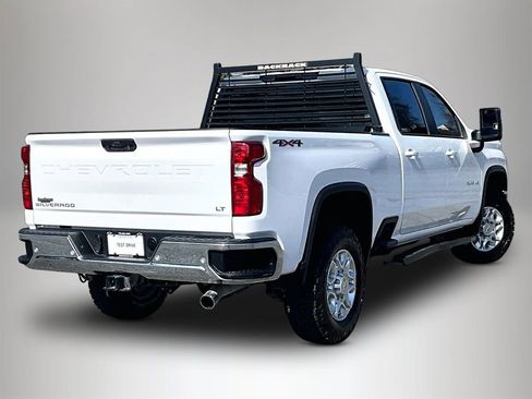 Used 2022 Chevrolet Silverado 2500 LT w/ Convenience Package image 6