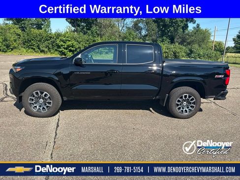 Used 2024 Chevrolet Colorado Z71 w/ Z71 Convenience Package 2 AWD/4WD image 2