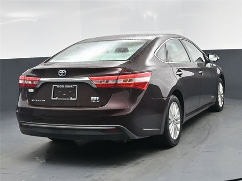 Used 2013 Toyota Avalon XLE Premium image 19