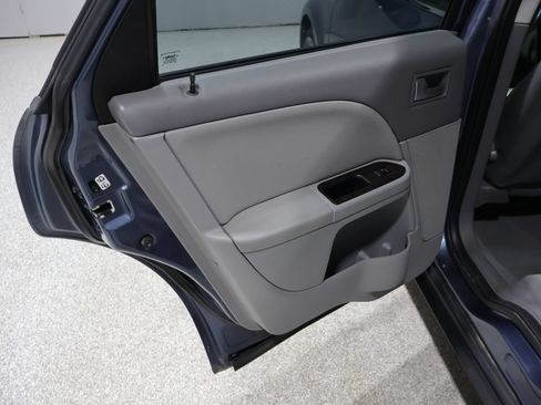 Used 2005 Mercury Montego Premier FWD image 18