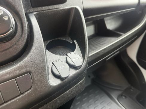 Used 2021 RAM ProMaster 2500 FWD image 21