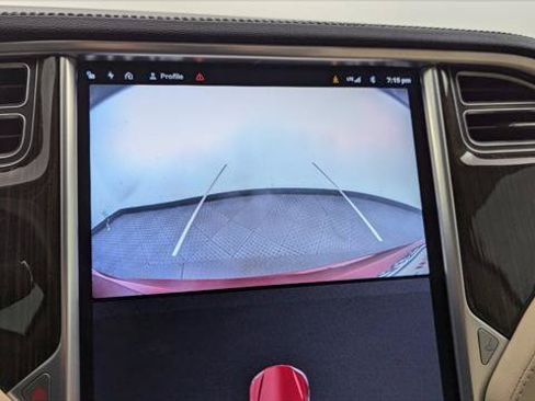 Used 2013 Tesla Model S Performance RWD image 27