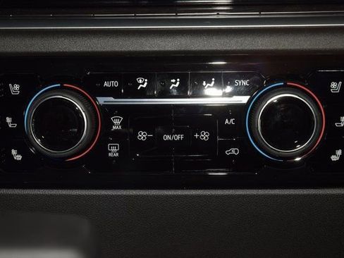 New 2026 Chevrolet Silverado 1500 LTZ w/ LTZ Premium Package image 34