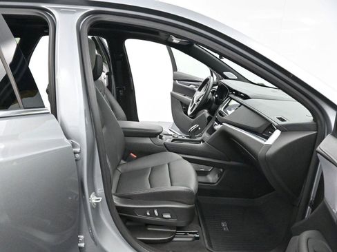 Used 2025 Cadillac XT5 Premium Luxury w/ LPO, Floor Liner Package image 30