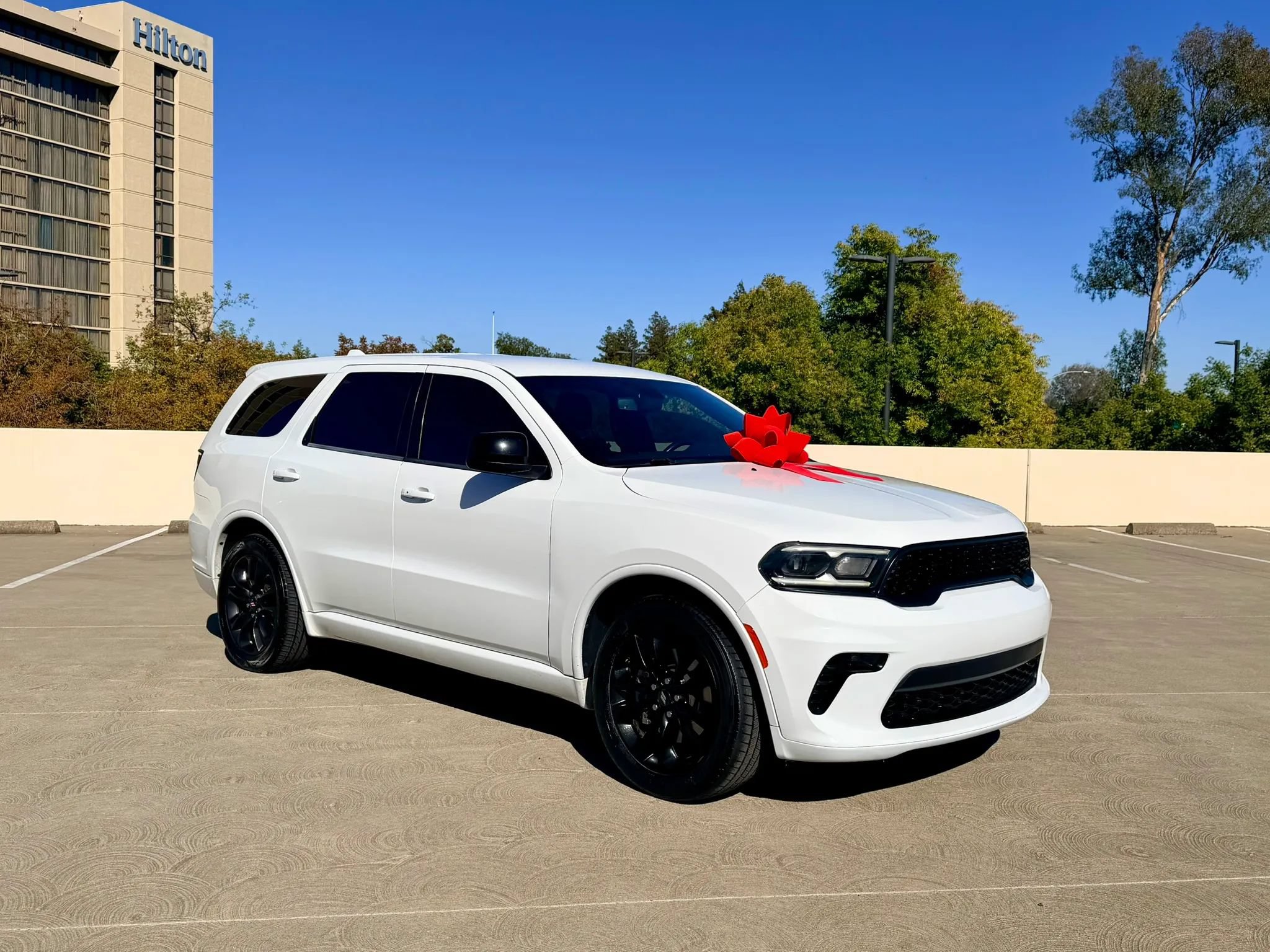Used 2021 Dodge Durango GT w/ Blacktop Package RWD image 2