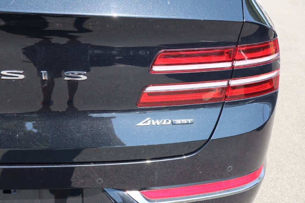 Used 2024 Genesis GV80 3.5T Prestige Signature AWD/4WD image 33