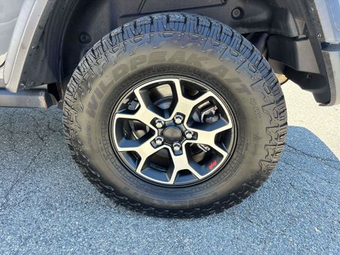 Used 2021 Jeep Wrangler Unlimited Rubicon AWD/4WD image 7