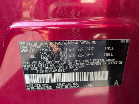 Used 2018 Toyota RAV4 LE FWD image 35