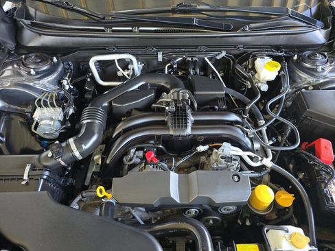 Used 2019 Subaru Outback 2.5i Premium AWD/4WD image 8