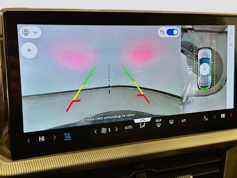 Used 2025 Ford Explorer Platinum w/ LUX Leather Package image 23