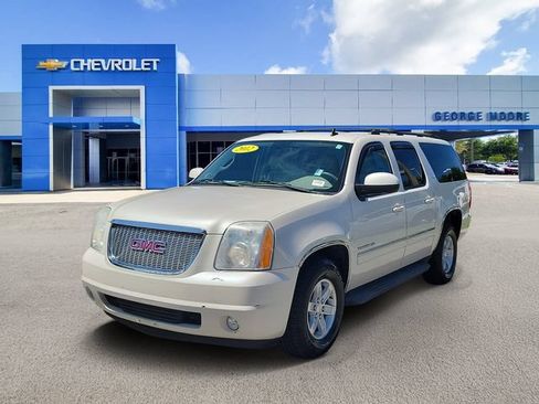 Used 2012 GMC Yukon XL SLT w/ SLT-2 Equipment Package RWD image 40