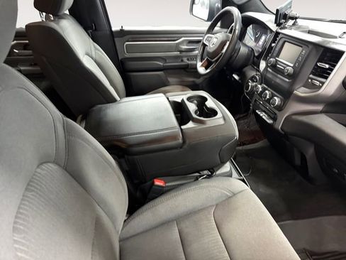 Used 2022 RAM 1500 Big Horn AWD/4WD image 4
